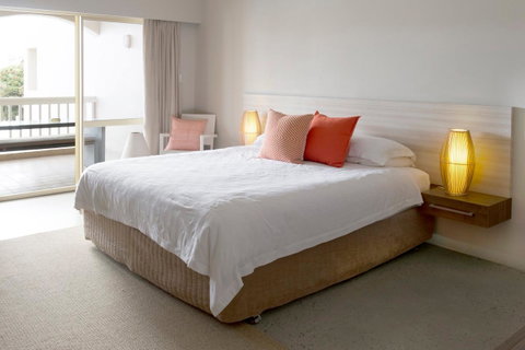 The Marina Hotel - Mindarie - Accommodation 4U 5