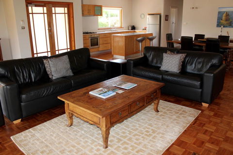 Moana Spa Villas - Prime Yallingup Location - Accommodation 4U 7