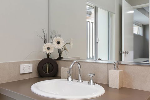 Perth Comfy Stays - Accommodation 4U 26