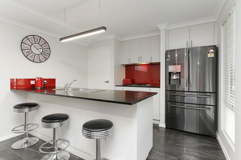 Perth Comfy Stays - Accommodation 4U 18