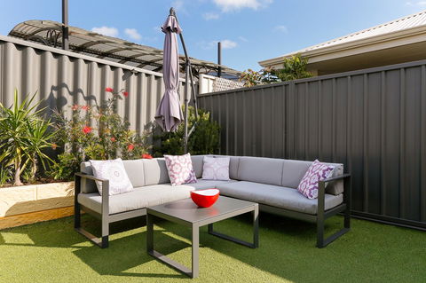 Perth Comfy Stays - Accommodation 4U 8