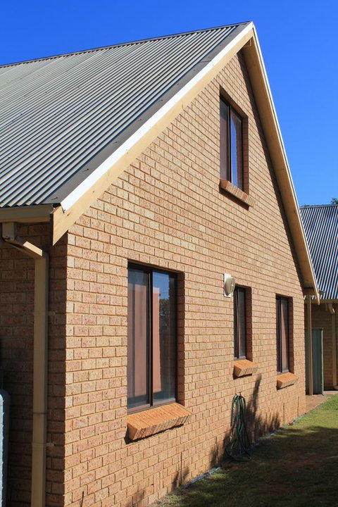 Kestrel Chalets - Accommodation 4U 22