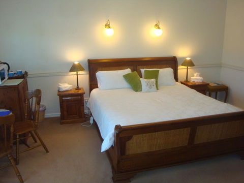 Lanterns Retreats - Accommodation 4U 22