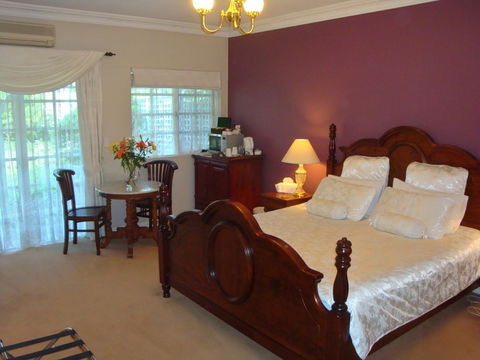 Lanterns Retreats - Accommodation 4U 16