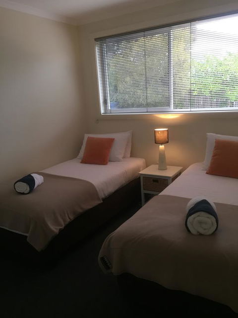 Old Pier Apartments - Accommodation 4U 10