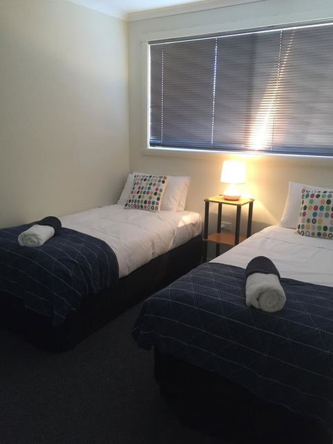 Old Pier Apartments - Accommodation 4U 4