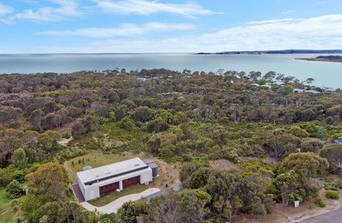 Tamar Solar Home - Accommodation 4U 27