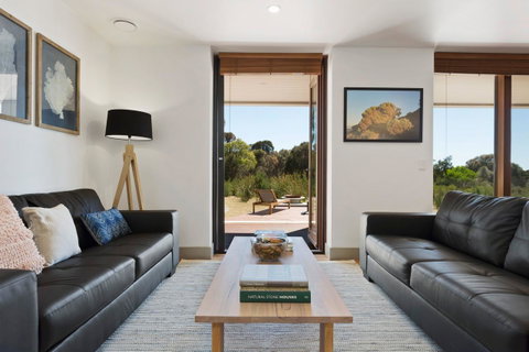 Tamar Solar Home - Accommodation 4U 1