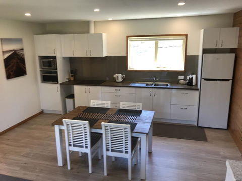 Loma Cottages - Accommodation 4U 0