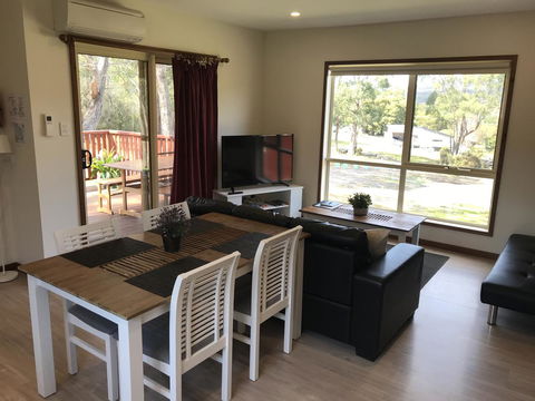 Loma Cottages - Accommodation 4U 3