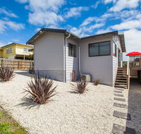 Bircoo Cottage Beach and Golf Getaway - Accommodation 4U