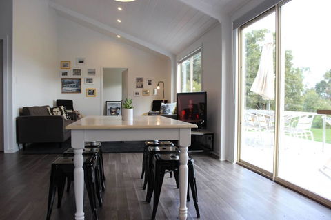 Boomers Retreat, Alonnah, Bruny Island - Accommodation 4U 1