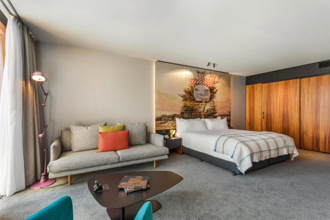 MACq 01 Hotel - Accommodation 4U 1