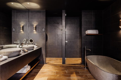MACq 01 Hotel - Accommodation 4U 8