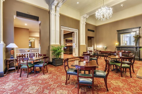 Hadley\'s Orient Hotel - Accommodation 4U 10