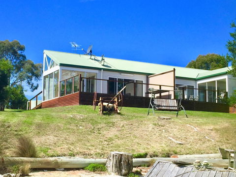 A Slice Of Paradise - Accommodation 4U 4