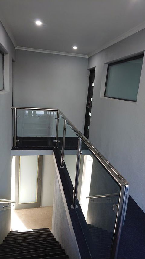Youngtown Executive Apartments - 2BR Included, Free Parking & Wifi, Sofa Bed & Cot Fee Applies - Accommodation 4U 40