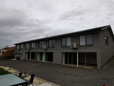 Youngtown Executive Apartments - 2BR Included, Free Parking & Wifi, Sofa Bed & Cot Fee Applies - Accommodation 4U 20