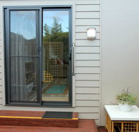 Kingston Beach-House Retreat - Accommodation 4U