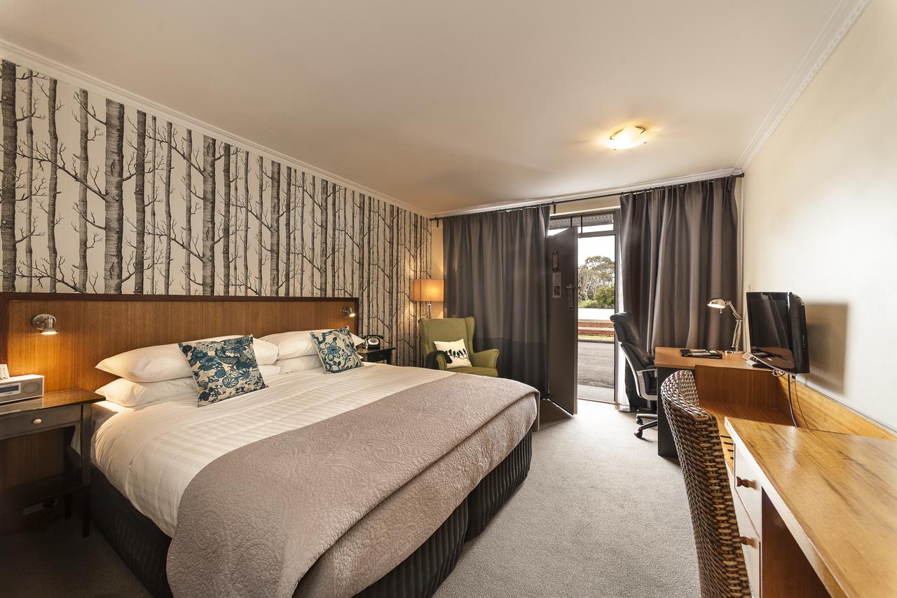 Takone ACT Accommodation 4U