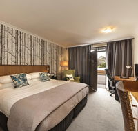 The Waterfront Wynyard - Accommodation 4U