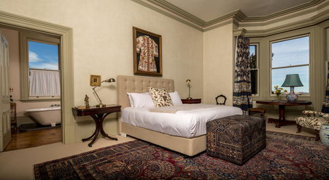 The Corinda Collection - Accommodation 4U 24