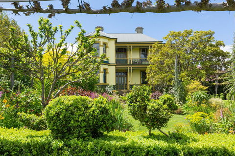 The Corinda Collection - Accommodation 4U 16