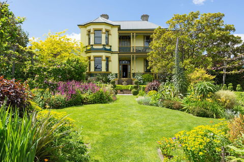 The Corinda Collection - Accommodation 4U 0