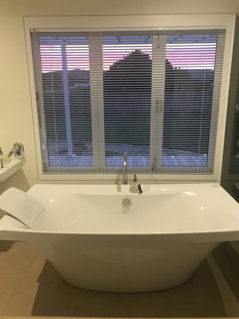 Richmond Bridge Accommodation â€œTwo The Bridgeâ€ - Accommodation 4U 28