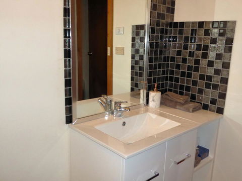 Platypus Park Country Retreat - Accommodation 4U 12