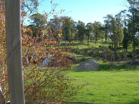 Platypus Park Country Retreat - Accommodation 4U 10