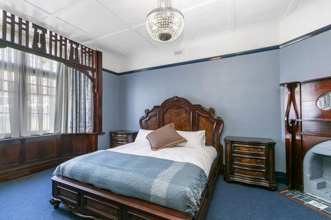 Insomnia On Elizabeth - Accommodation 4U 28
