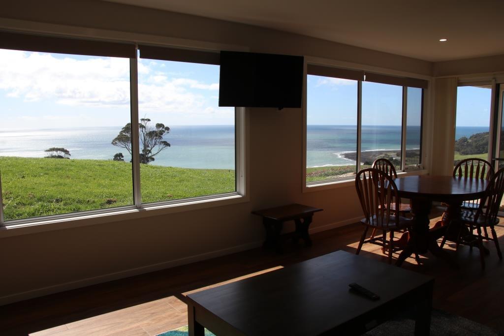 Penguin TAS Accommodation 4U