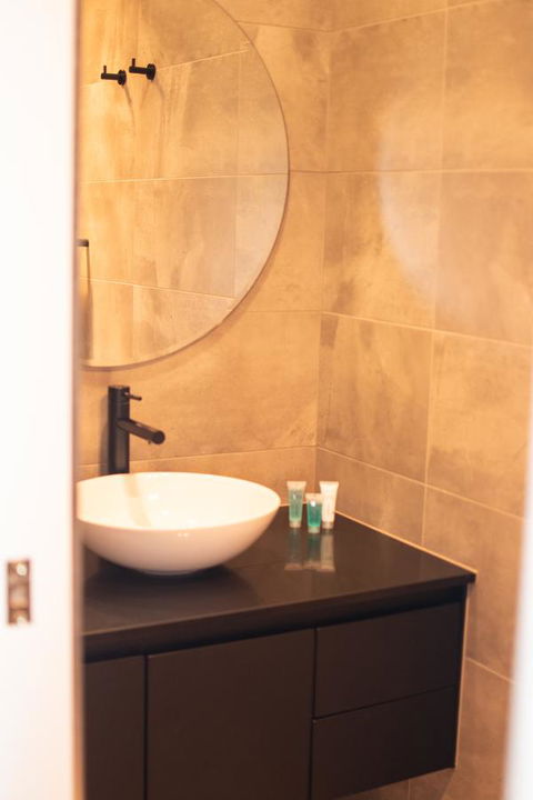 Sanctum Boutique Apartments - Accommodation 4U 22