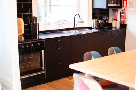 Sanctum Boutique Apartments - Accommodation 4U 27