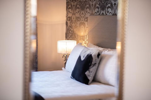Sanctum Boutique Apartments - Accommodation 4U 29