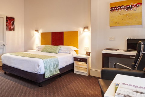 Auldington Hotel - Accommodation 4U 13