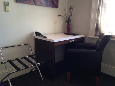 Auldington Hotel - Accommodation 4U 19