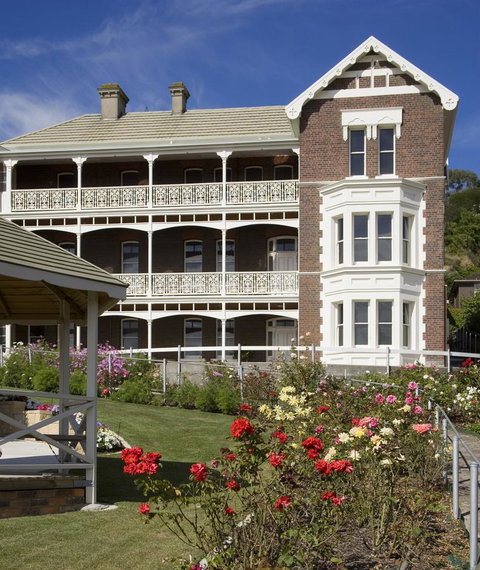 Auldington Hotel - Accommodation 4U 0
