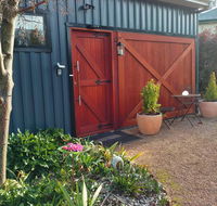 The WeareHouse In Deloraine - Accommodation 4U