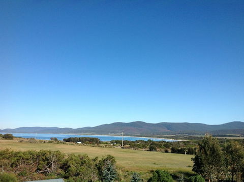 Seymour Waves - Accommodation 4U 13