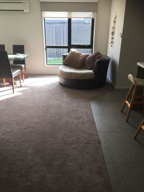 Euphoria House - Accommodation 4U 2