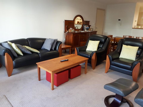 Jenatt Apartments Salamanca - Accommodation 4U 8