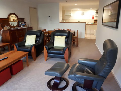 Jenatt Apartments Salamanca - Accommodation 4U 9