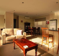 Hobart Villa - Accommodation 4U