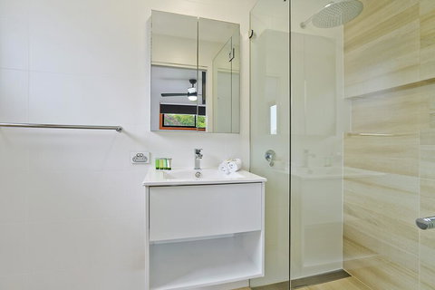 Newcastle Short Stay Apartments - Glebe Road Adamstown - Accommodation 4U 2