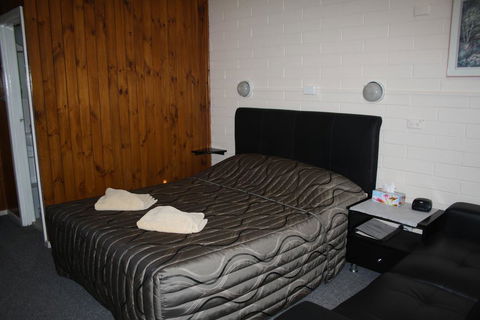 Nhill Oasis Motel - Accommodation 4U 0