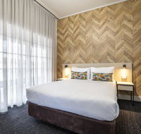 Nightcap at Sylvania Hotel - Accommodation 4U