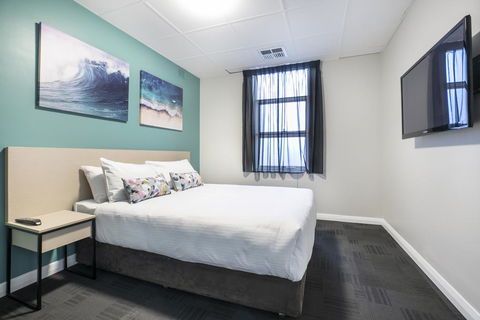 Nightcap At Watermark Glenelg - Accommodation 4U 2