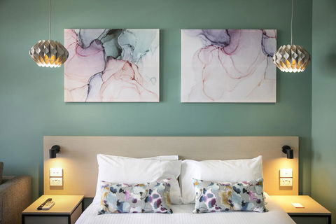 Nightcap At Watermark Glenelg - Accommodation 4U 0